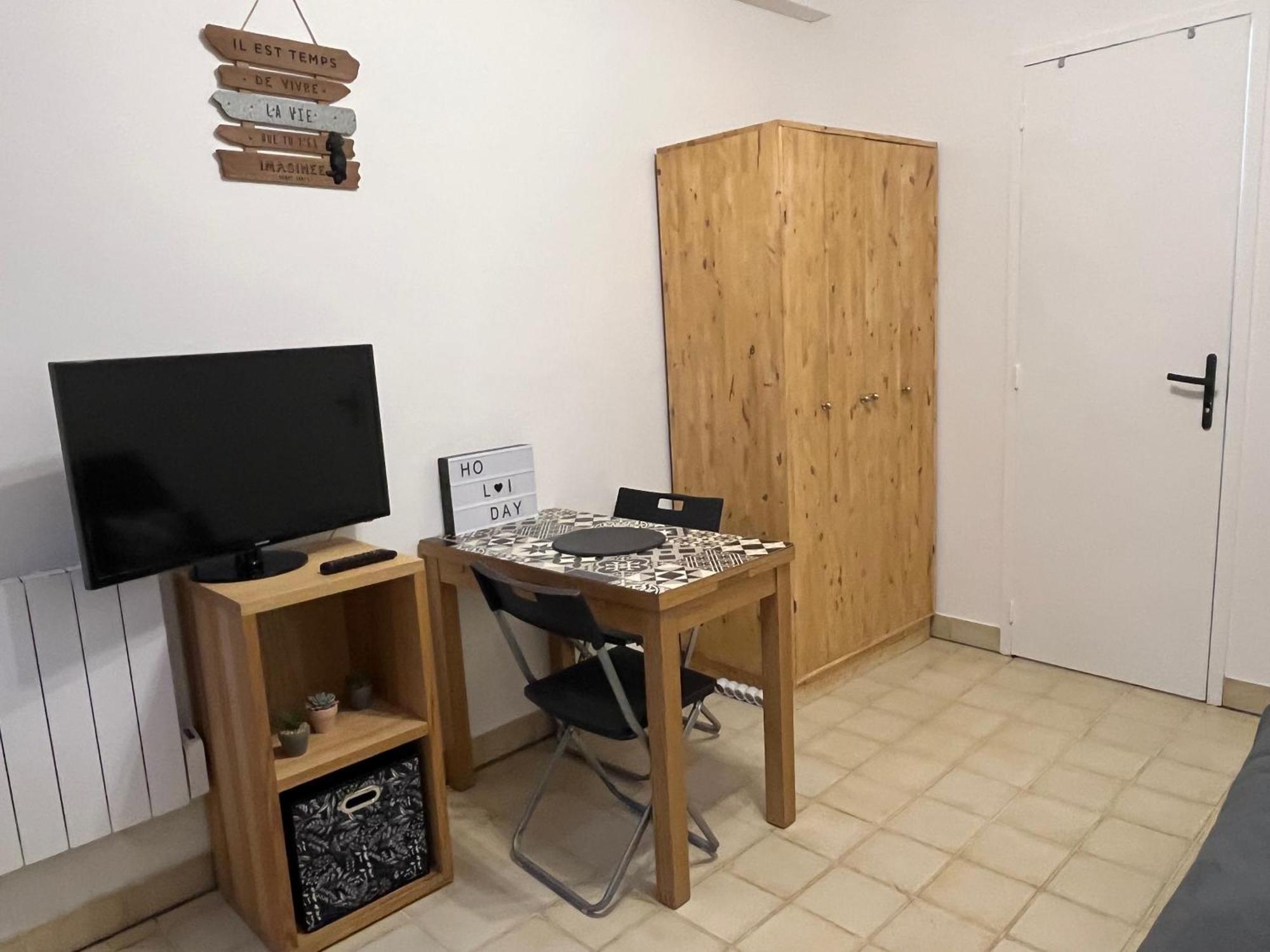 Appartement Studio Entre Centre Et Facultes *