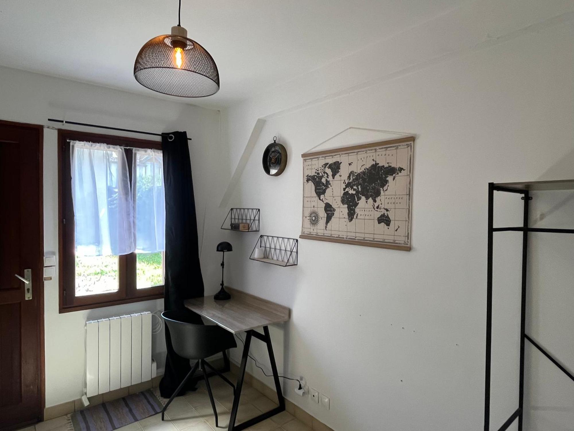 Appartement Studio Entre Centre Et Facultes *